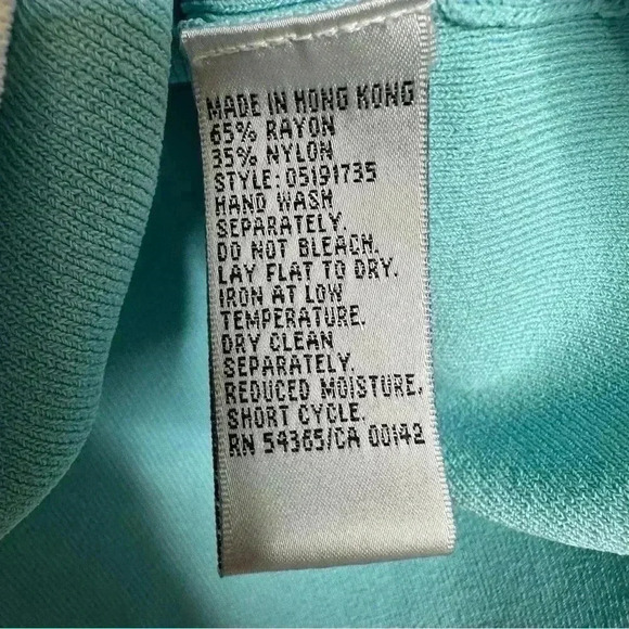 Nygard Collection Sweater Keyhole Neckline Blue & White Size Large - Picture 8 of 16